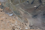 Die fehlende Dreidimensionalität läßt aus dem Blick in den Abgund ein Spiel aus Farben und Formen werden. Oberrothorn