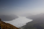 Thuner See im Nebel, Blick vom Niesen Kulm